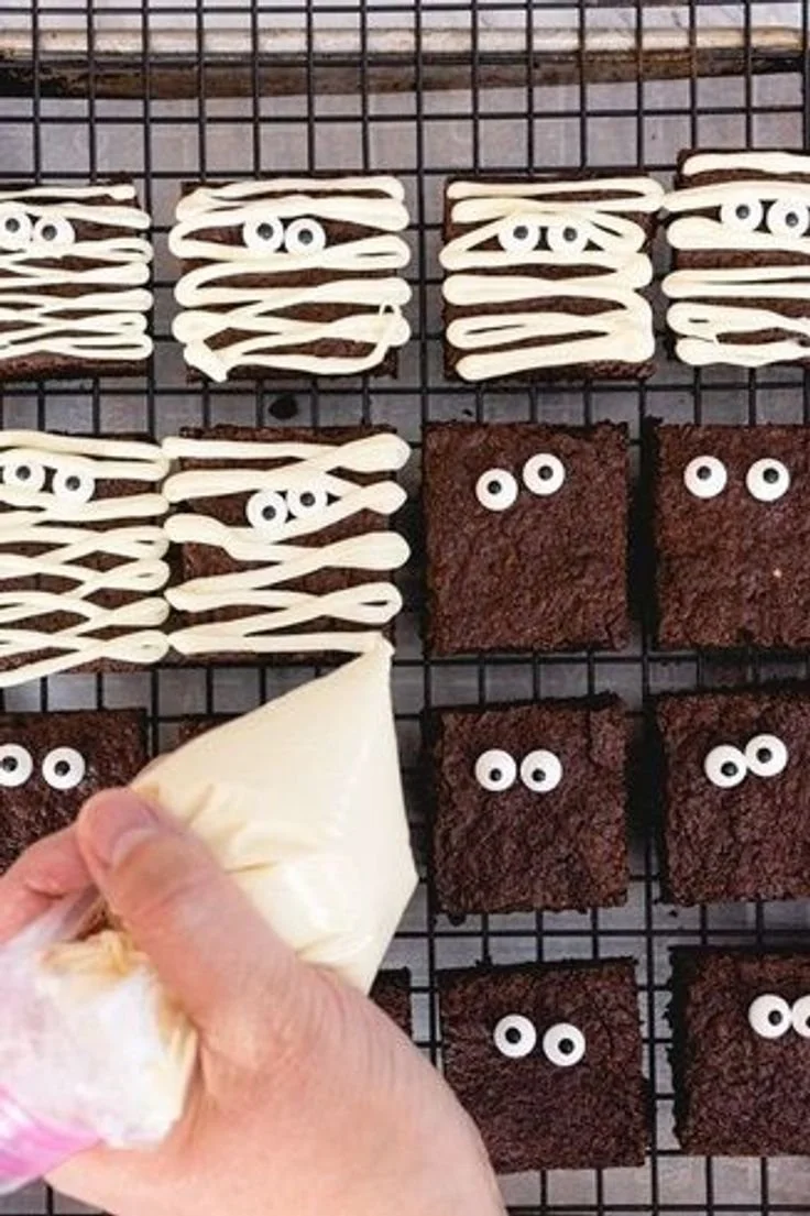 Colorful Halloween treats for school parties with spooky designs and festive themes.