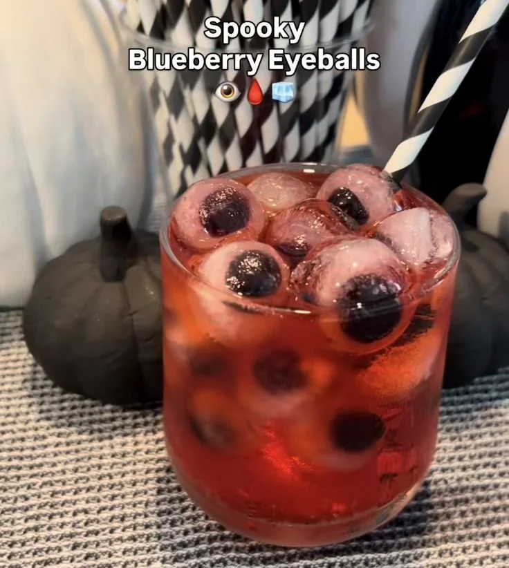 Creative Ice Cub Eyeballs for spooky drinks and party cocktails